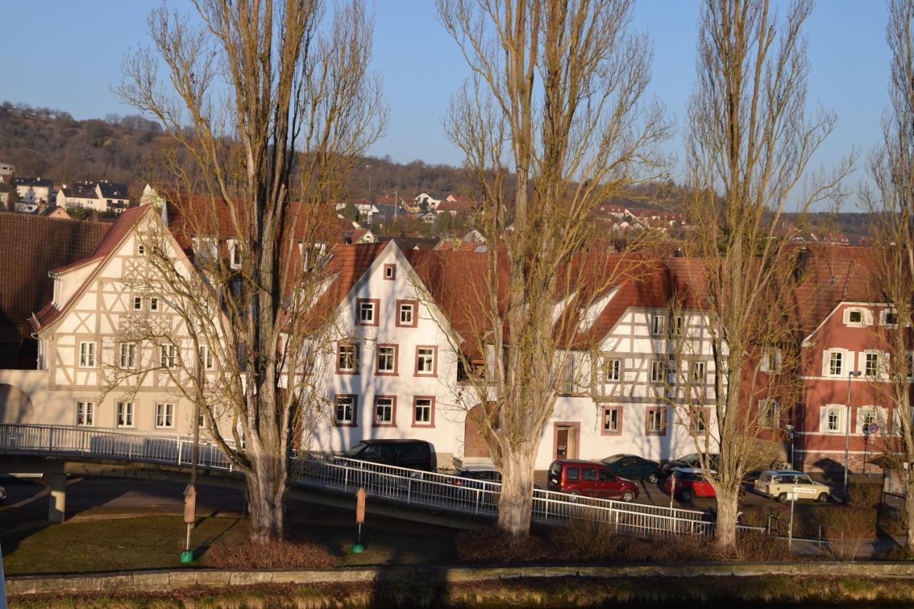 Отель Maindrei - Schlafen Am Fluss Margetshoechheim Экстерьер фото